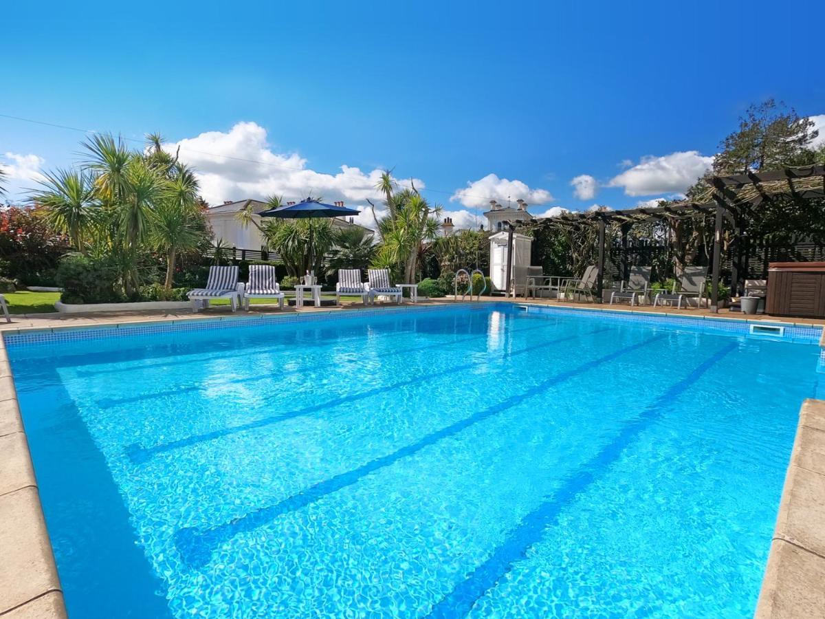 Riviera Lodge Hotel 토키 외부 사진