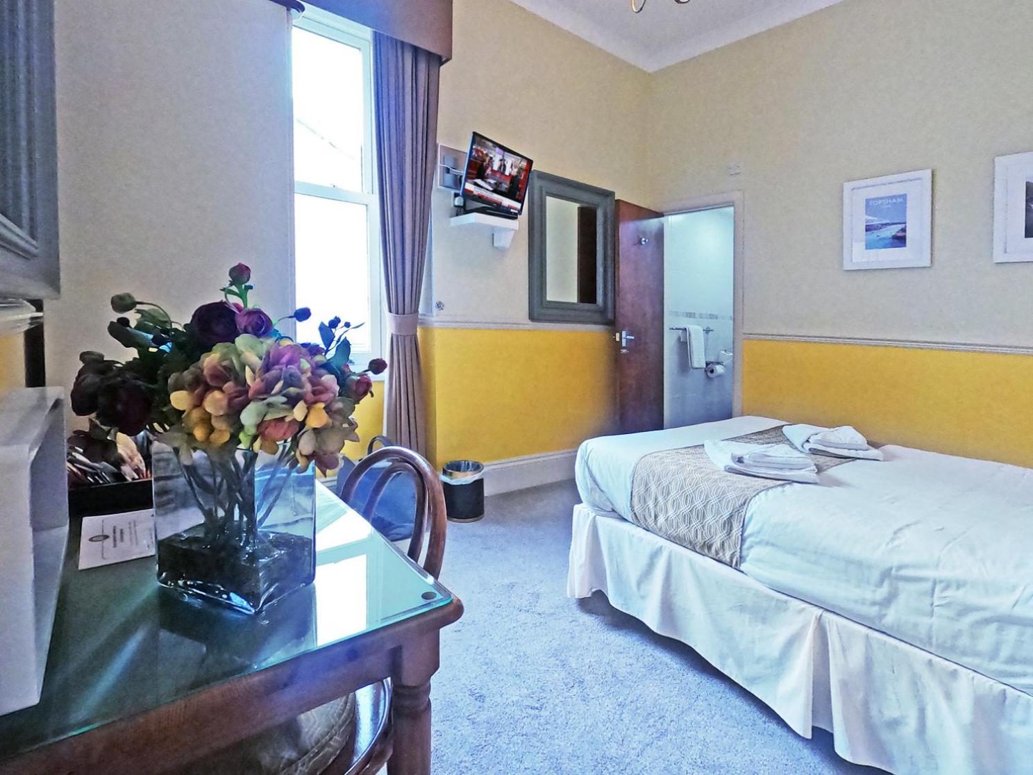 Riviera Lodge Hotel 토키 외부 사진